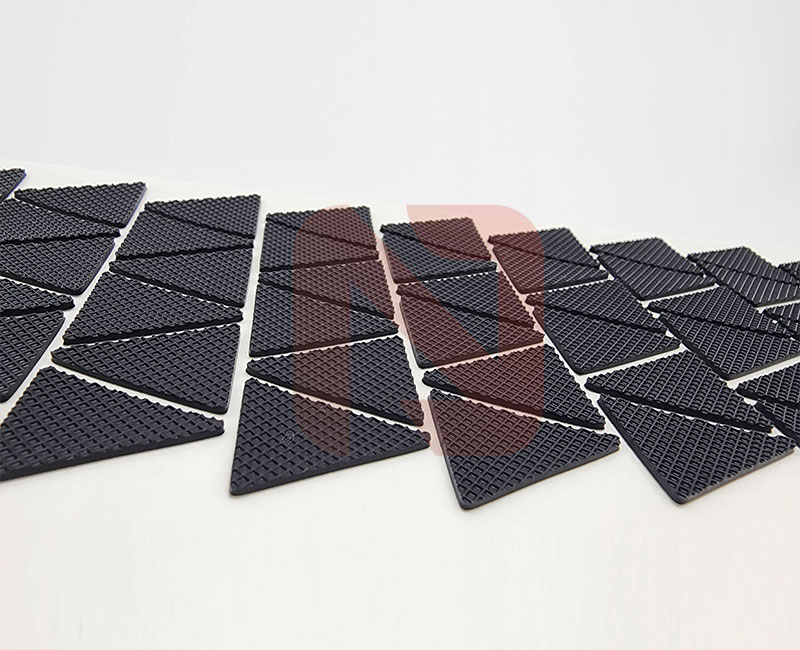 Mesh foot pad
